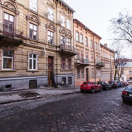 Квартира В Центрі Вулиця Балабана 29 Біля Краківського Ринку Leópolis Exterior foto