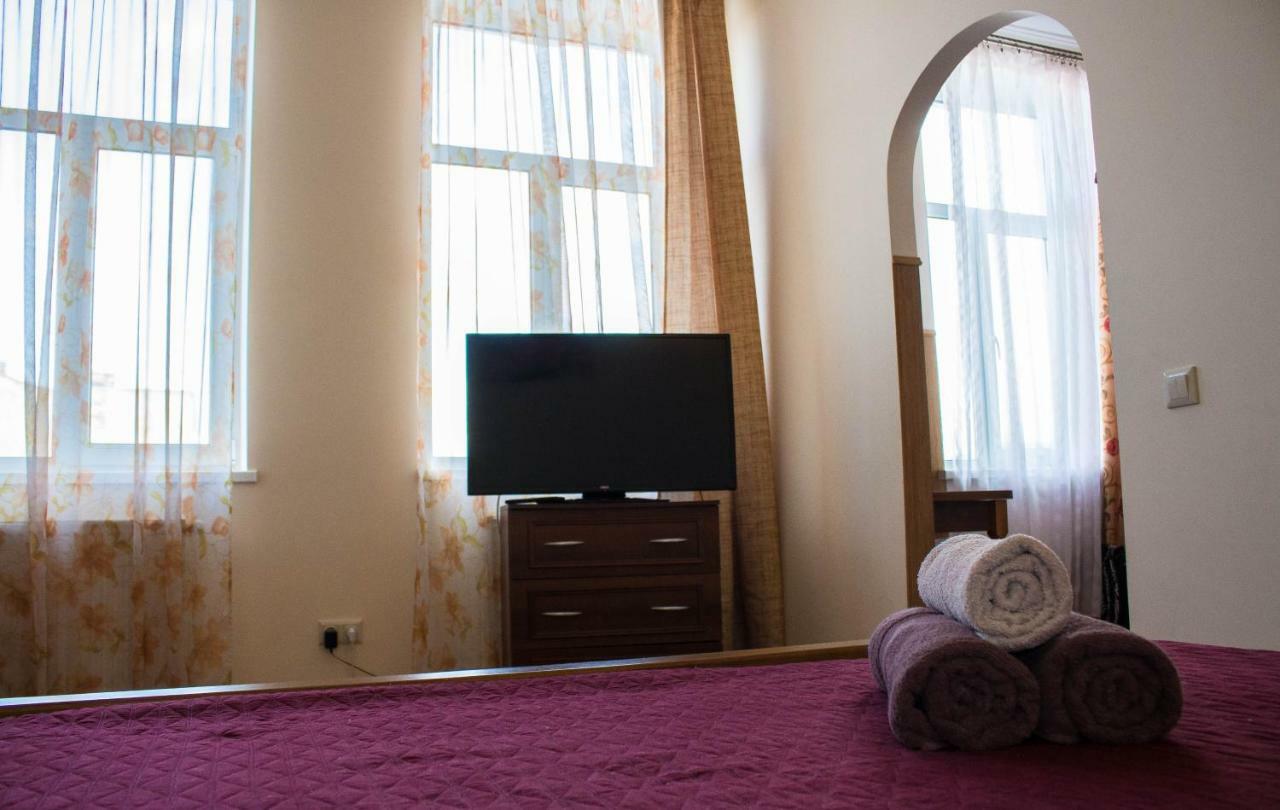 Квартира В Центрі Вулиця Балабана 29 Біля Краківського Ринку Leópolis Exterior foto
