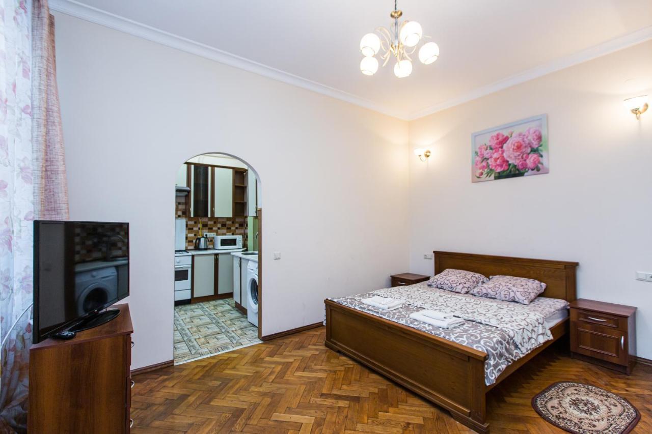 Квартира В Центрі Вулиця Балабана 29 Біля Краківського Ринку Leópolis Exterior foto