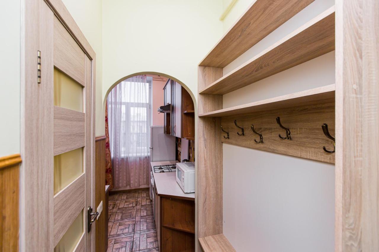 Квартира В Центрі Вулиця Балабана 29 Біля Краківського Ринку Leópolis Exterior foto