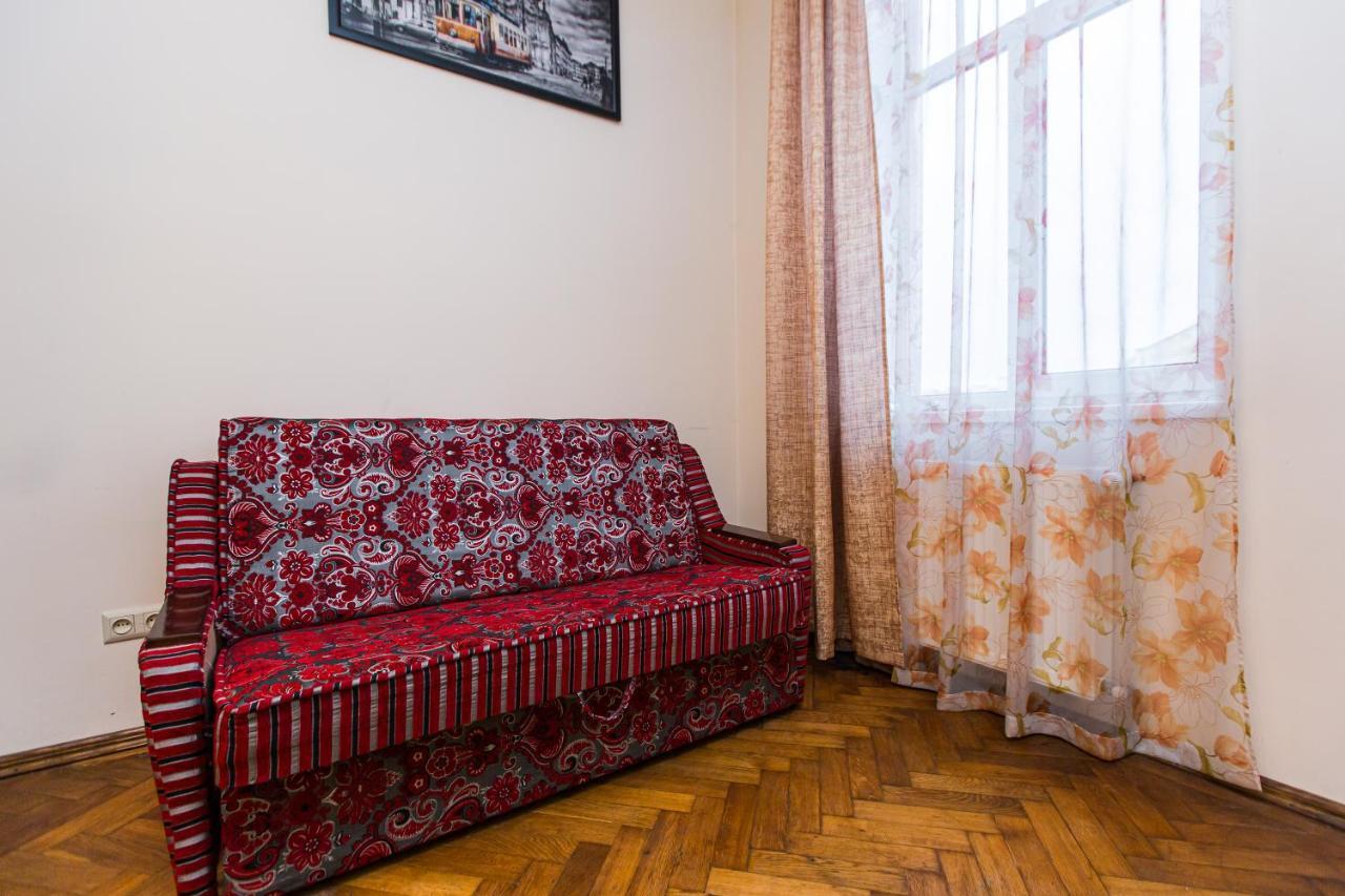 Квартира В Центрі Вулиця Балабана 29 Біля Краківського Ринку Leópolis Exterior foto