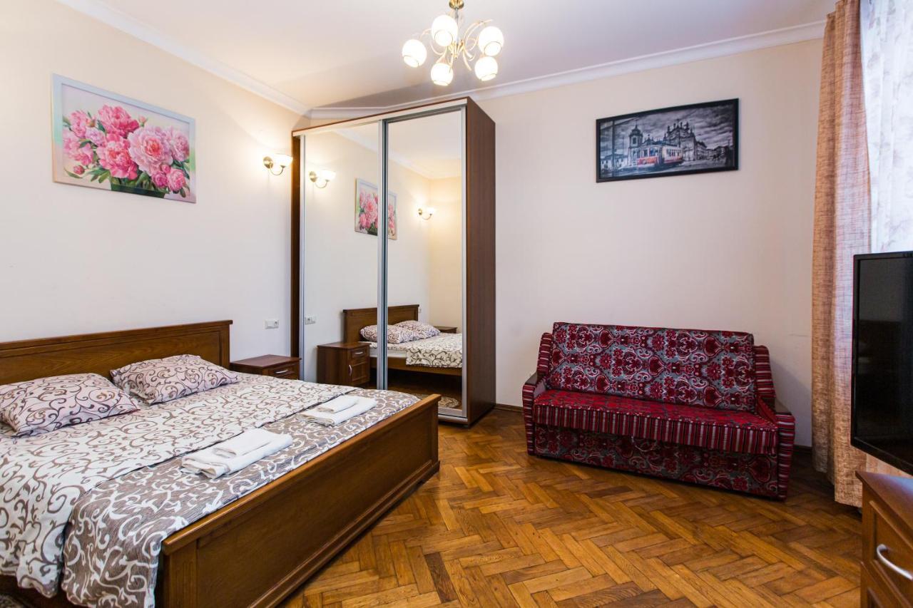 Квартира В Центрі Вулиця Балабана 29 Біля Краківського Ринку Leópolis Exterior foto