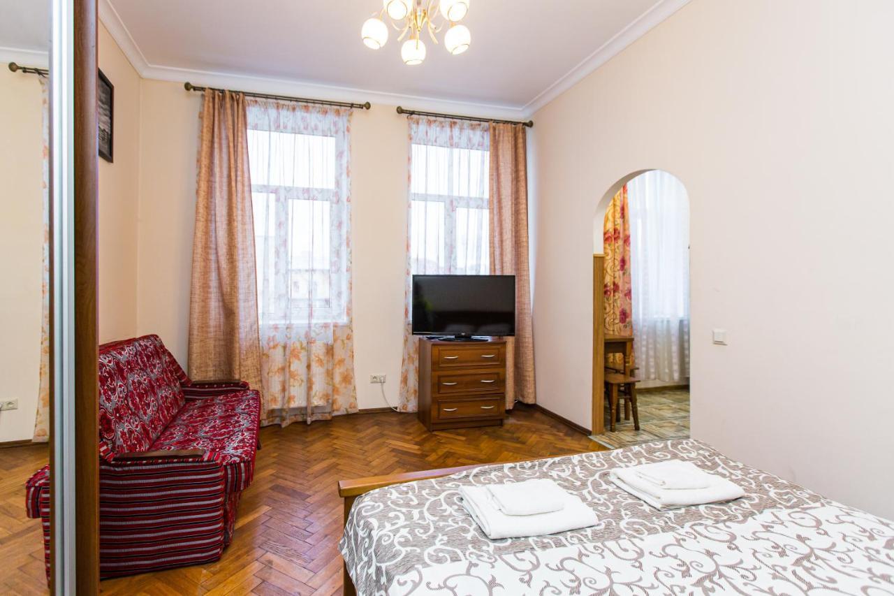 Квартира В Центрі Вулиця Балабана 29 Біля Краківського Ринку Leópolis Exterior foto